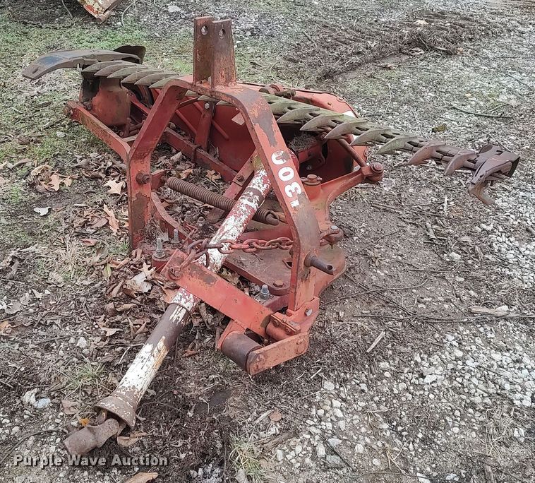 image for item DO3783 International 1300  sickle mower