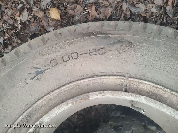 image for item DO3786 (6) 9.00-20 tires and wheels