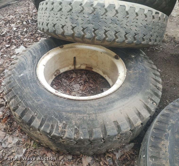 image for item DO3786 (6) 9.00-20 tires and wheels