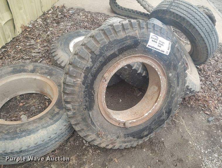 image for item DO3786 (6) 9.00-20 tires and wheels