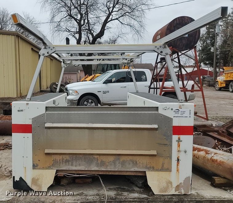 image for item DO3787 Utility bed