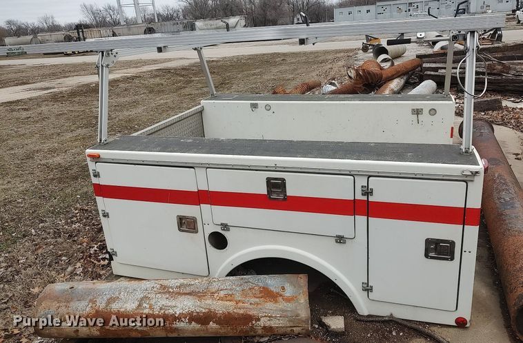 image for item DO3787 Utility bed