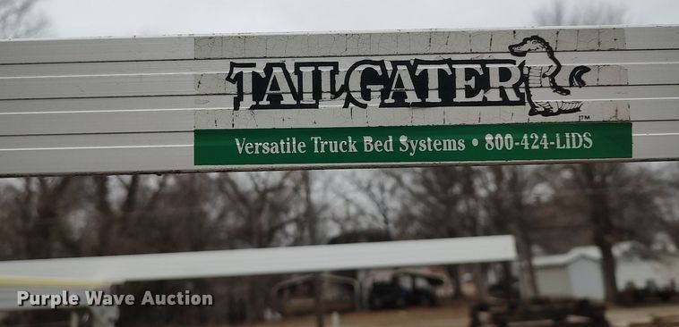 image for item DO3787 Utility bed