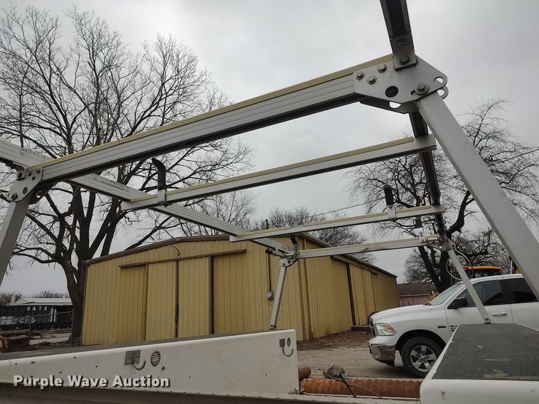 image for item DO3787 Utility bed