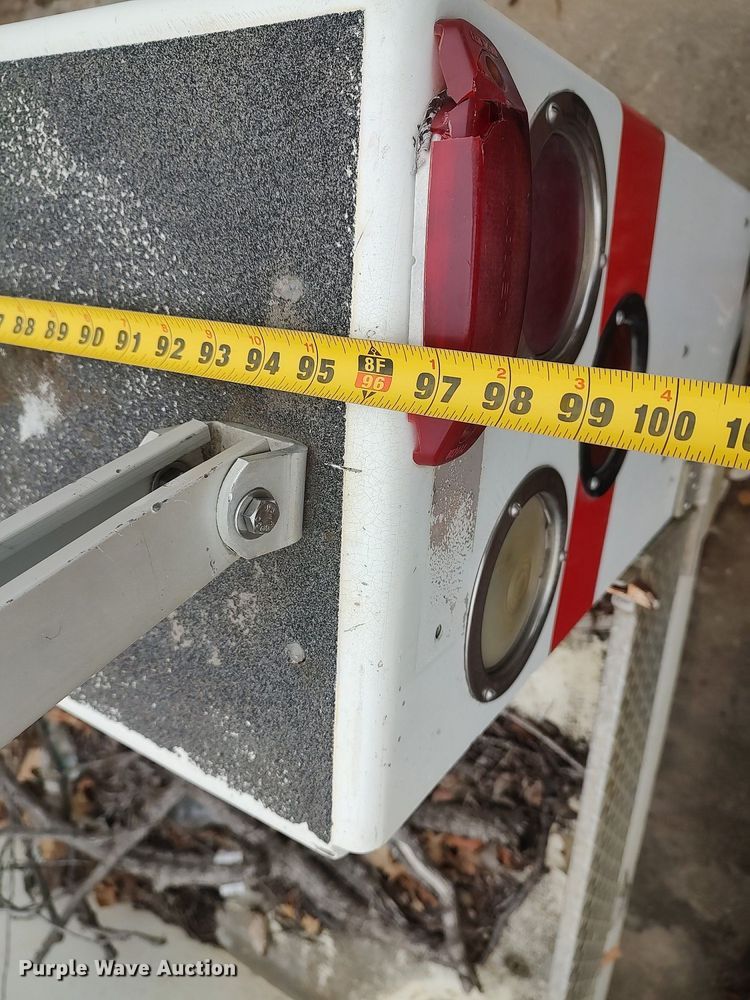 image for item DO3787 Utility bed