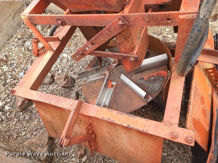 image for item DO3788 Steel spreader