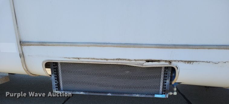 image for item DO4171 2010 Ford E450 Super Duty  shuttle bus