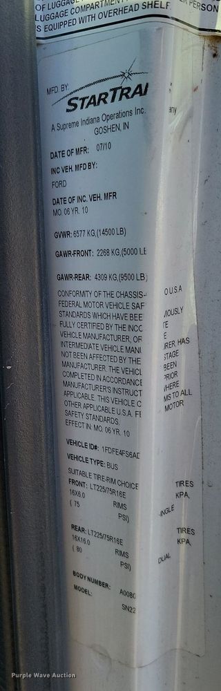 image for item DO4171 2010 Ford E450 Super Duty  shuttle bus