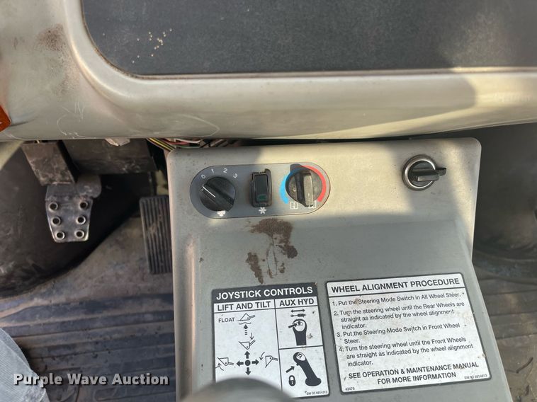 image for item DQ4031 Bobcat 5600  utility vehicle