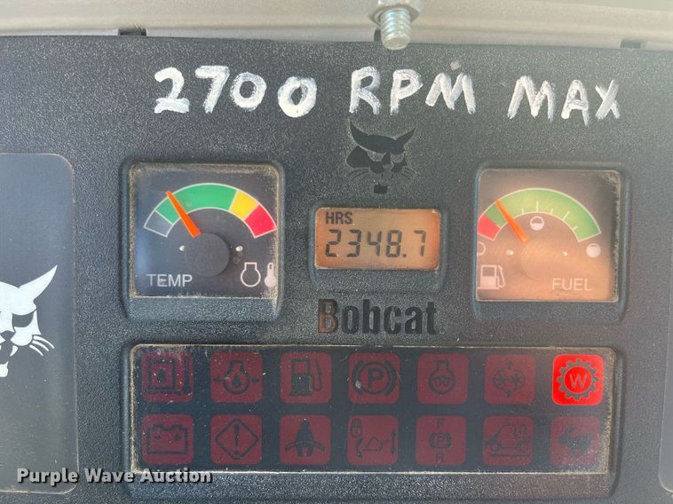 image for item DQ4031 Bobcat 5600  utility vehicle