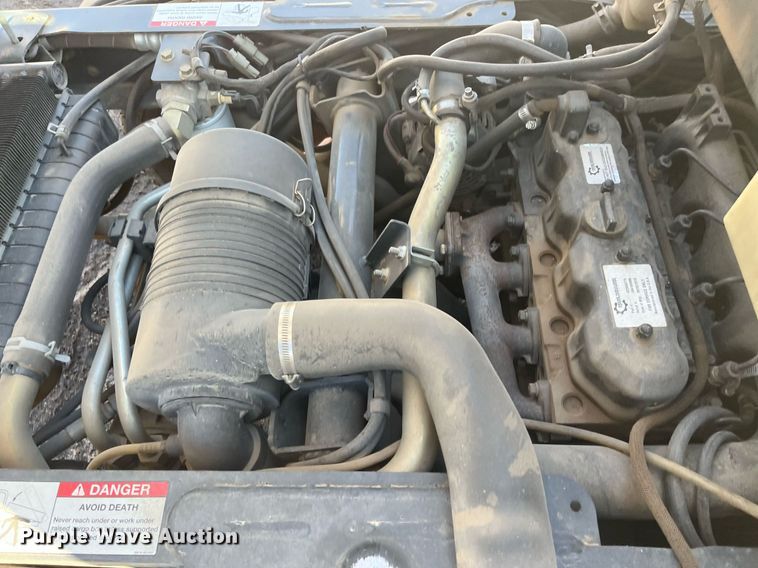 image for item DQ4031 Bobcat 5600  utility vehicle