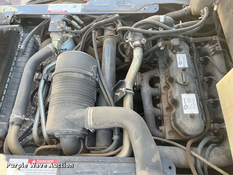 image for item DQ4031 Bobcat 5600  utility vehicle