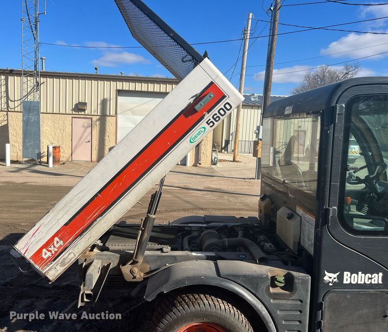 image for item DQ4031 Bobcat 5600  utility vehicle