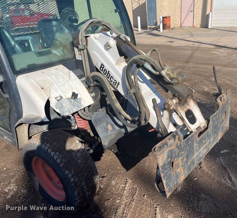 image for item DQ4031 Bobcat 5600  utility vehicle
