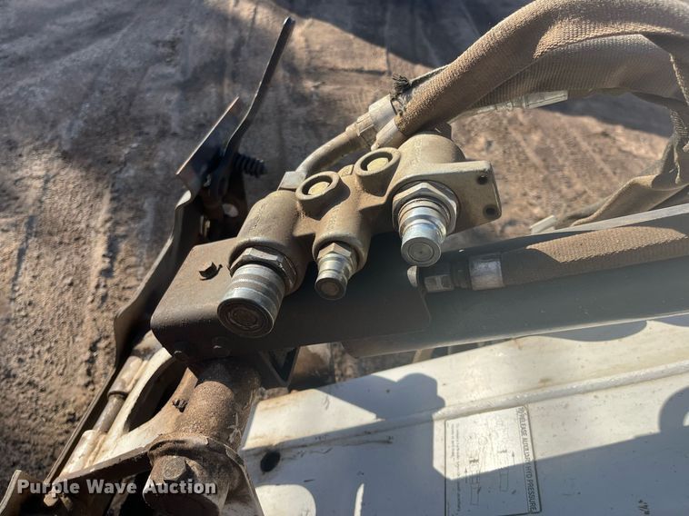 image for item DQ4031 Bobcat 5600  utility vehicle