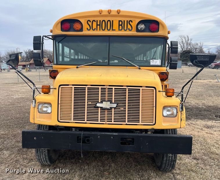 image for item DQ4032 1998 Blue Bird B7  school bus