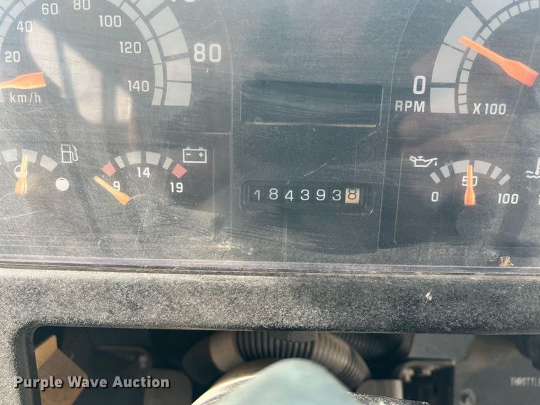 image for item DQ4032 1998 Blue Bird B7  school bus