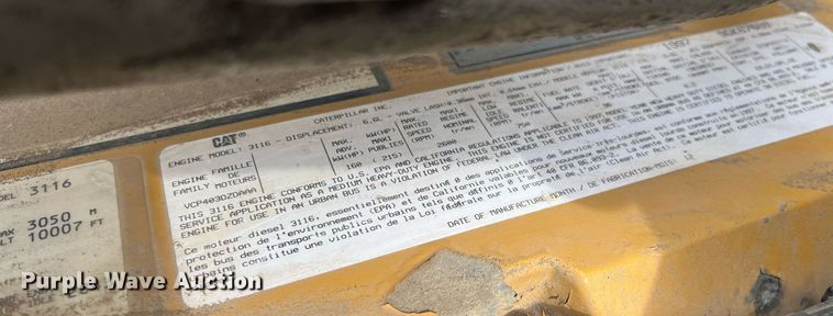 image for item DQ4032 1998 Blue Bird B7  school bus