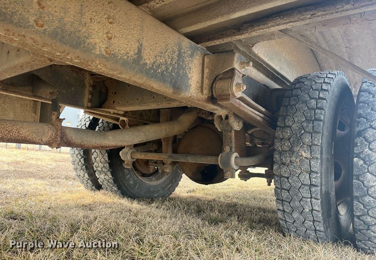 image for item DQ4032 1998 Blue Bird B7  school bus