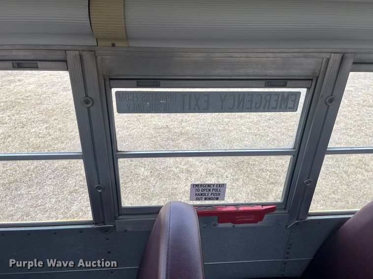 image for item DQ4033 2004 Blue Bird 3800  school bus