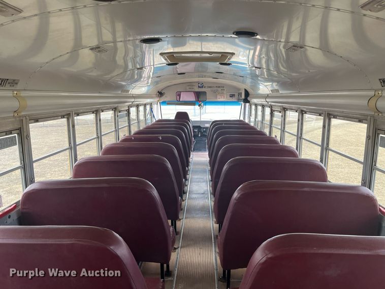 image for item DQ4033 2004 Blue Bird 3800  school bus