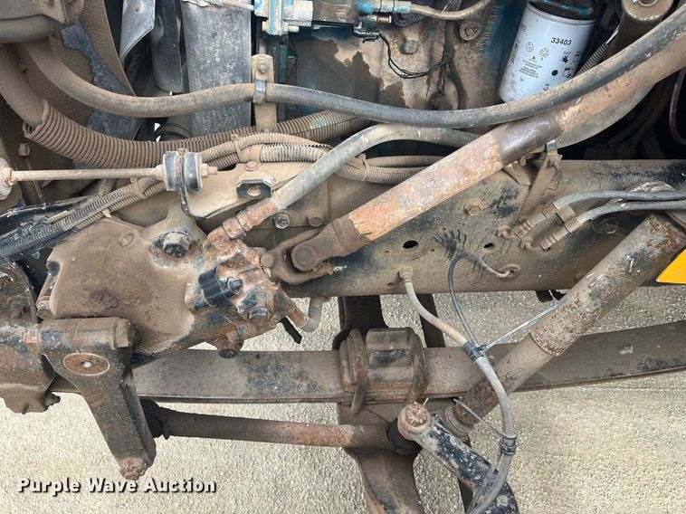 image for item DQ4033 2004 Blue Bird 3800  school bus