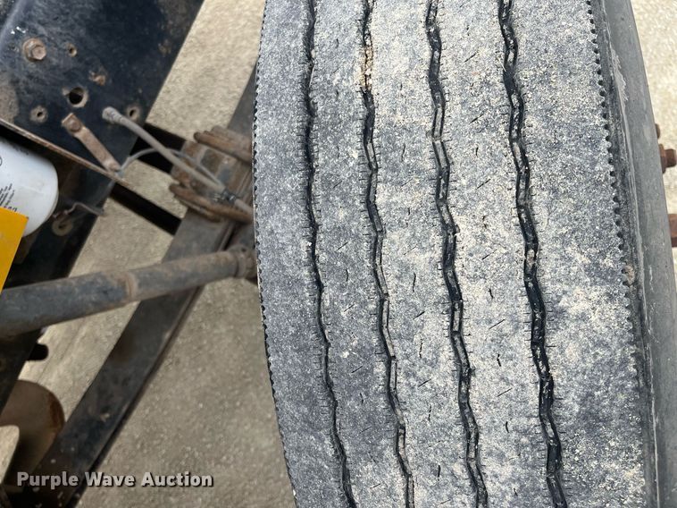 image for item DQ4033 2004 Blue Bird 3800  school bus