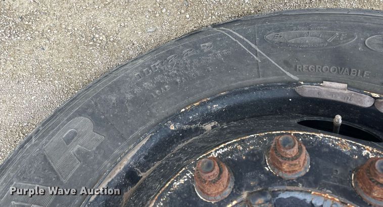 image for item DQ4033 2004 Blue Bird 3800  school bus