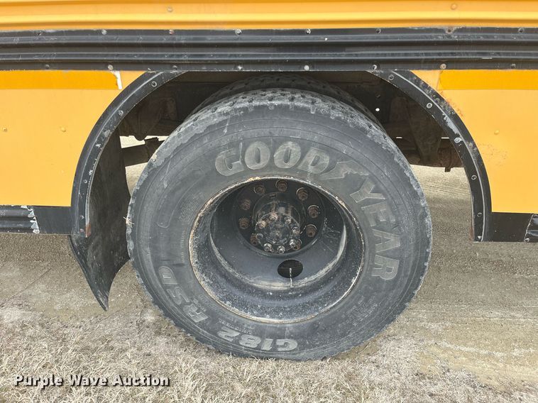 image for item DQ4033 2004 Blue Bird 3800  school bus