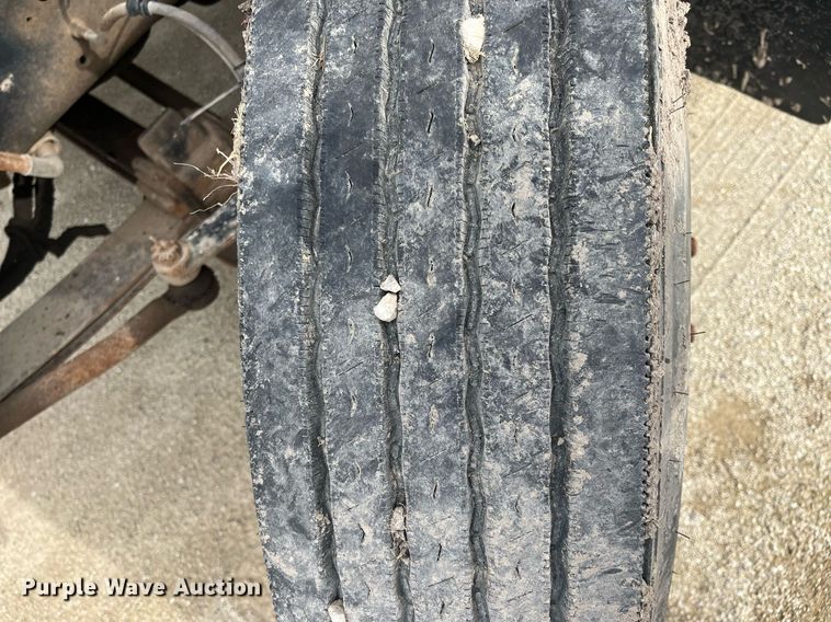 image for item DQ4033 2004 Blue Bird 3800  school bus