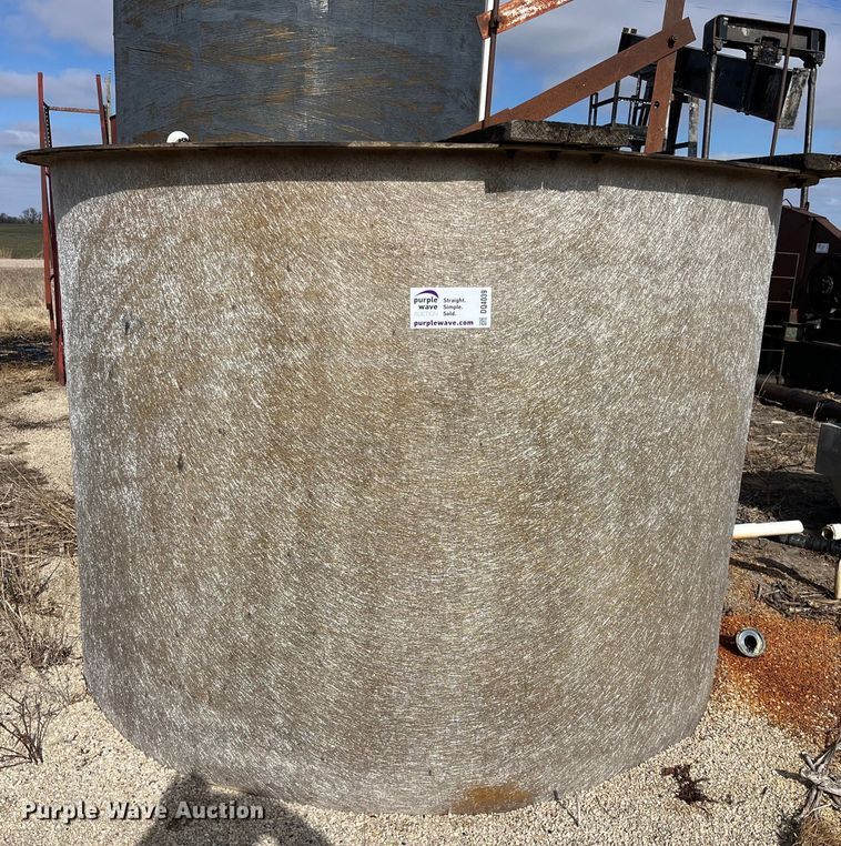 image for item DQ4039 (5) tanks