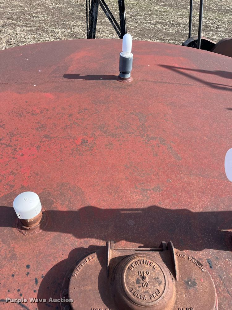 image for item DQ4039 (5) tanks