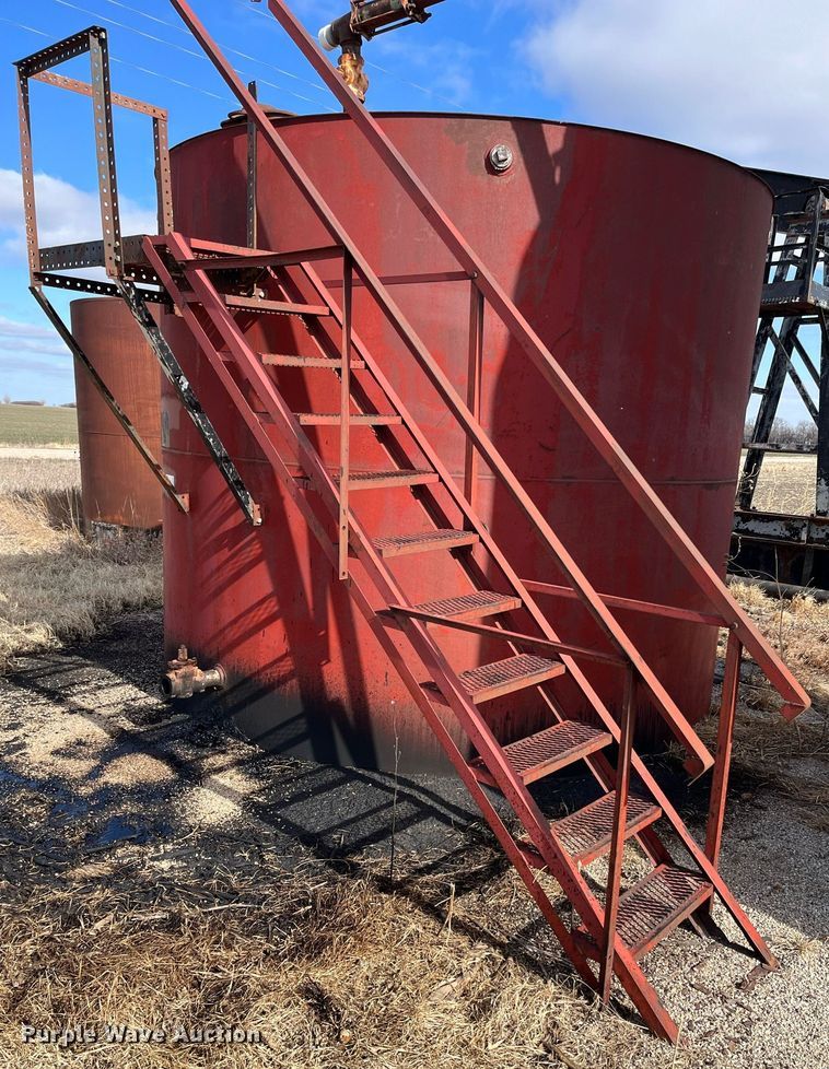 image for item DQ4039 (5) tanks