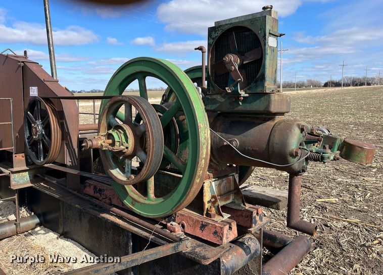 image for item DQ4046 Parkersburg C114SK  oilfield pump jack