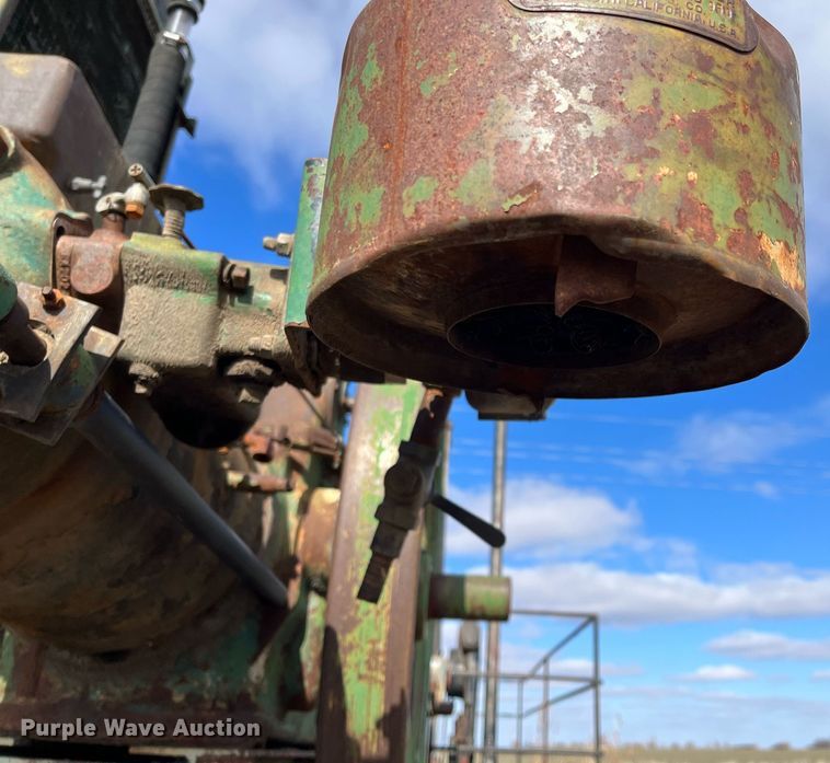 image for item DQ4046 Parkersburg C114SK  oilfield pump jack