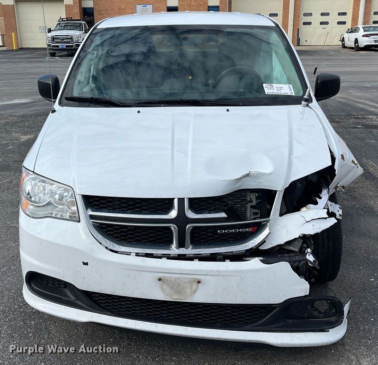 image for item DQ4052 2018 Dodge Grand Caravan  van