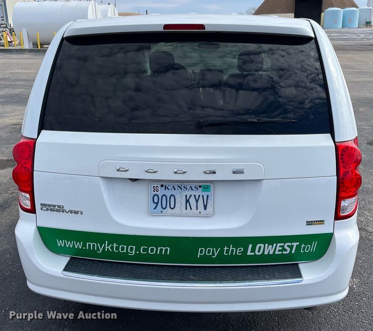 image for item DQ4052 2018 Dodge Grand Caravan  van