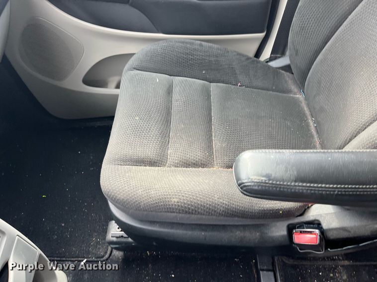 image for item DQ4052 2018 Dodge Grand Caravan  van