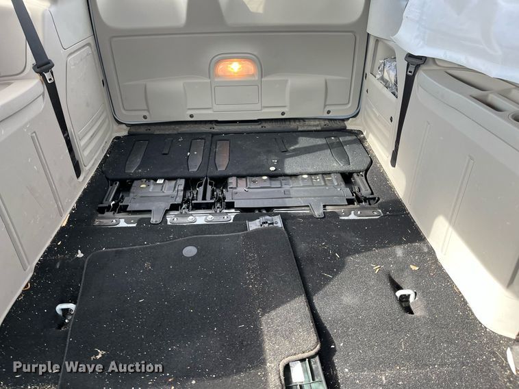 image for item DQ4052 2018 Dodge Grand Caravan  van