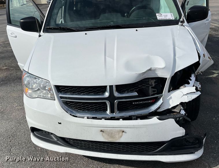 image for item DQ4052 2018 Dodge Grand Caravan  van