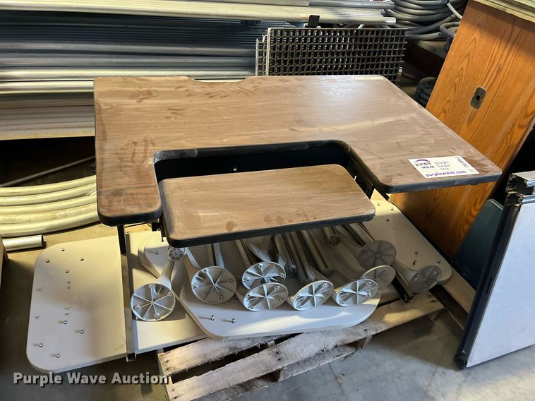 image for item DQ4053 Furniture