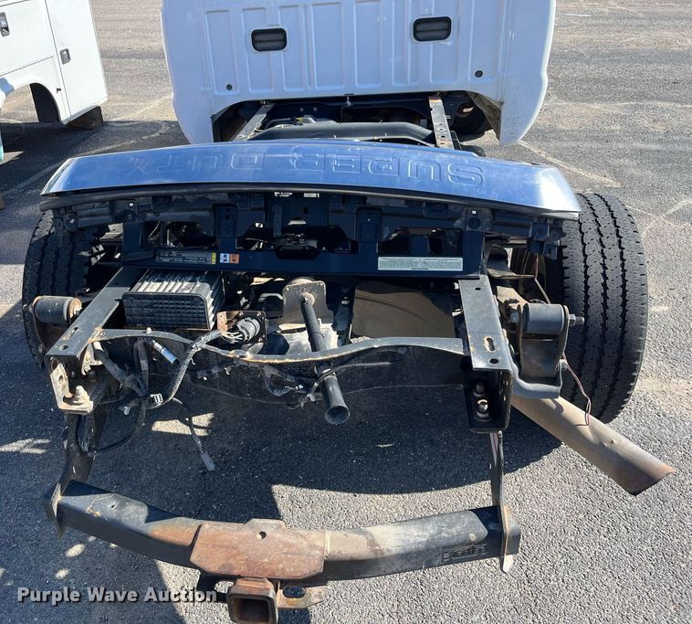 image for item DQ4055 2016 Ford F250 Super Duty  pickup truck cab and chassis