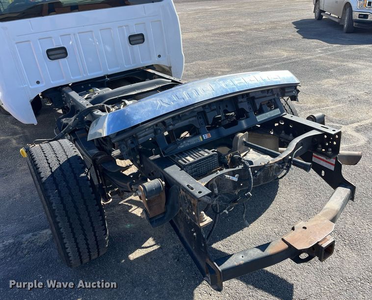 image for item DQ4055 2016 Ford F250 Super Duty  pickup truck cab and chassis