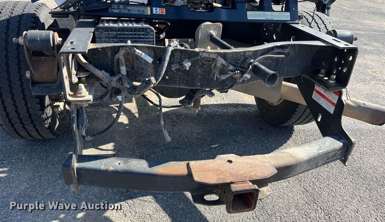 image for item DQ4055 2016 Ford F250 Super Duty  pickup truck cab and chassis