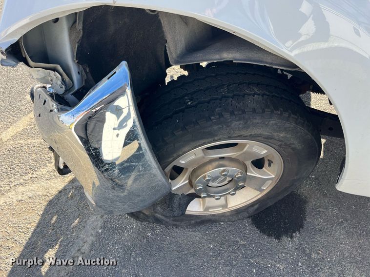 image for item DQ4055 2016 Ford F250 Super Duty  pickup truck cab and chassis