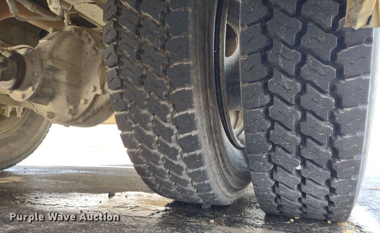 image for item DR8170 2008 Blue Bird Vision  school bus