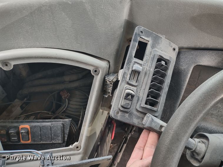 image for item DR8171 2008 Blue Bird Vision  school bus