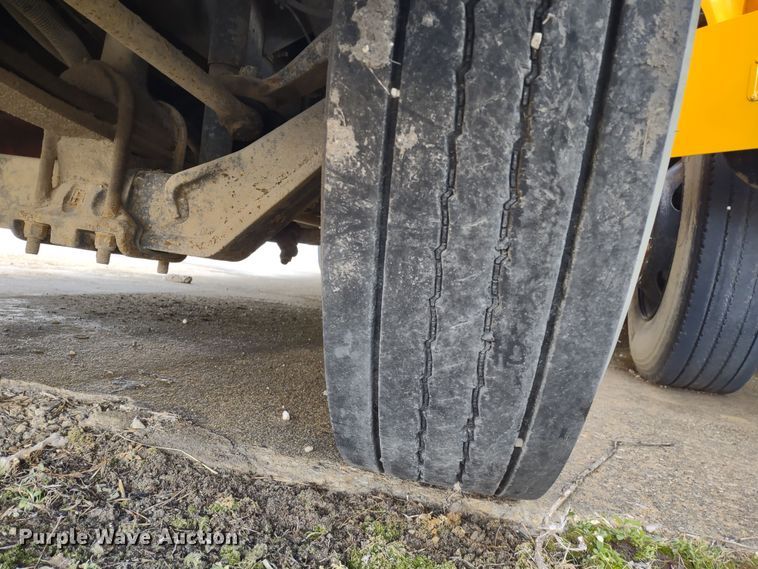 image for item DR8171 2008 Blue Bird Vision  school bus