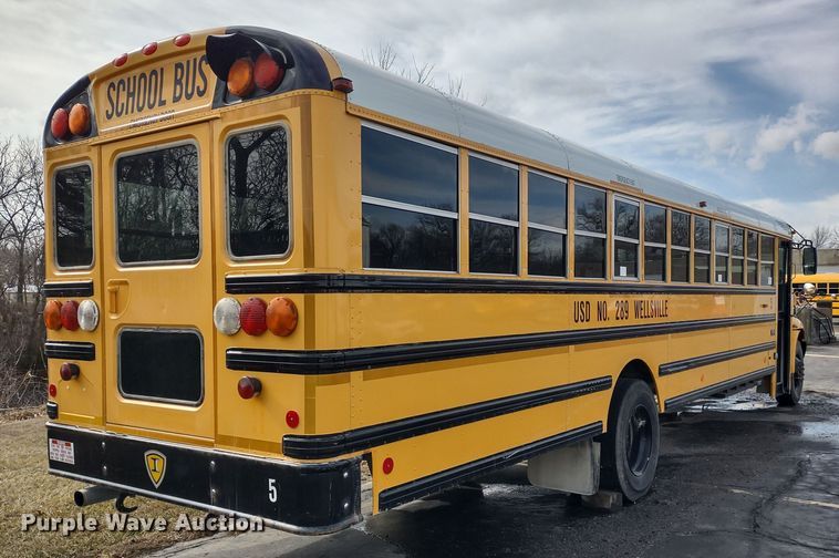 image for item DR8173 2006 International  school bus