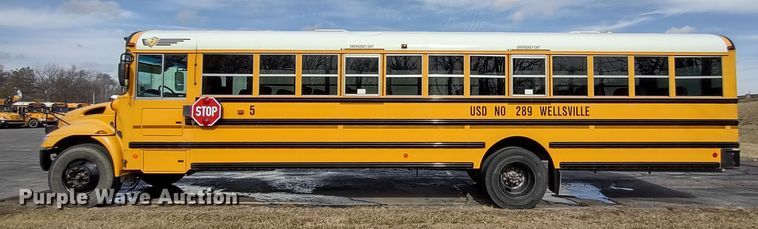 image for item DR8173 2006 International  school bus